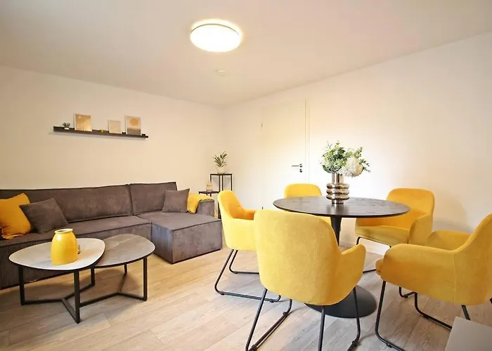 Blossfeld-Apartments Xl-Ferienwohnung Jena Zentrum, 2 Schlafzimmer, W-Lan, Waschtrockner, Inkl Kostenlosem Parkplatz